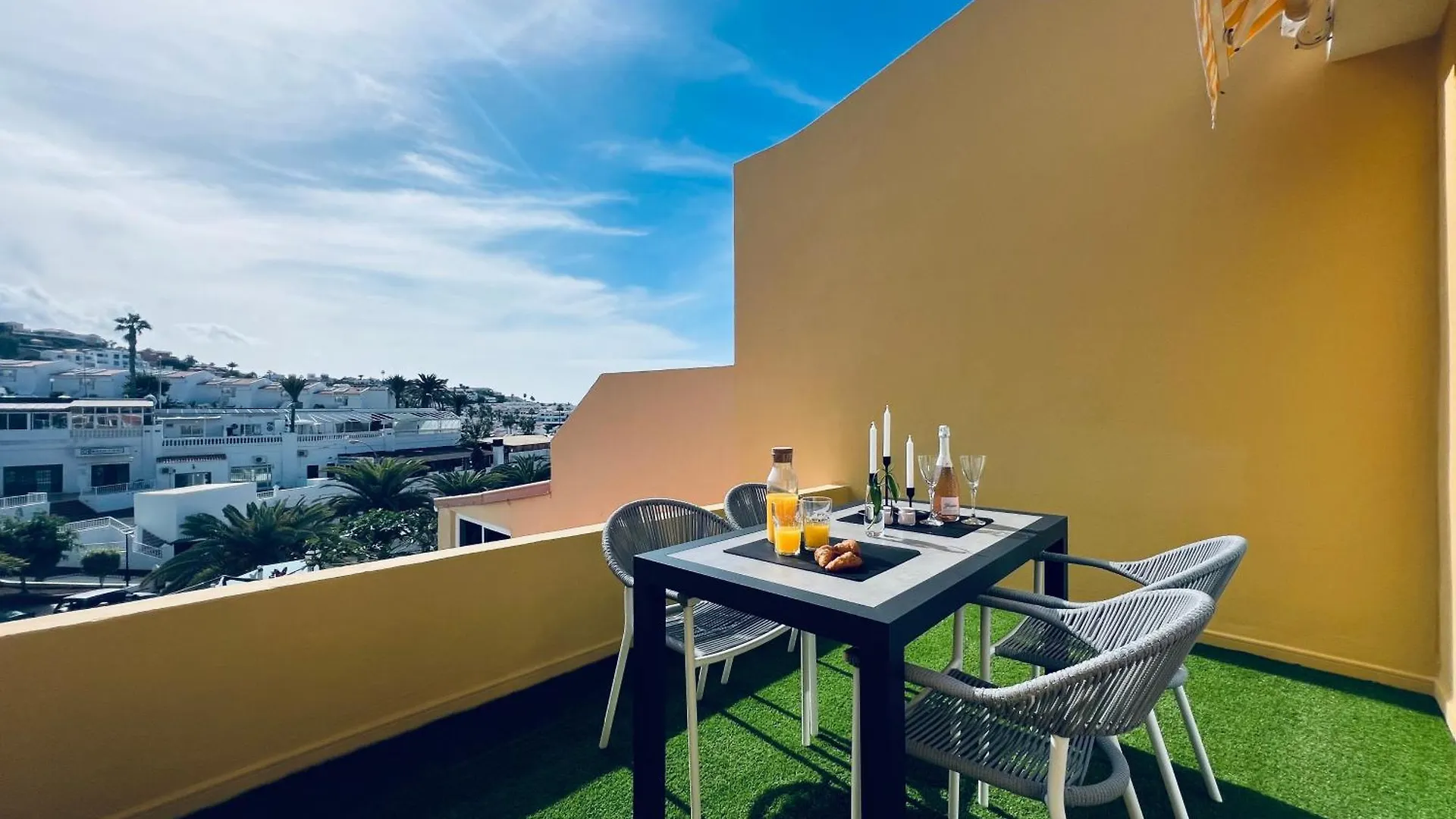 Paulmarie Apartment With Heated Pool In Las Brisas Costa Adeje  0*, Costa Adeje (Tenerife) Spanien