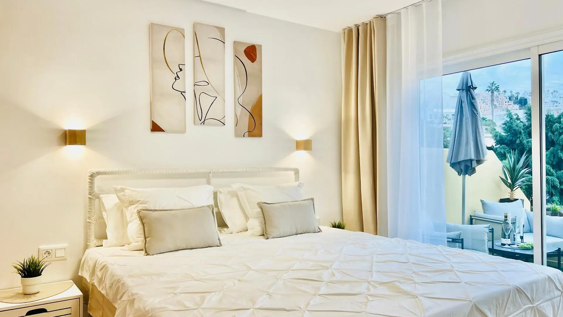 Paulmarie Apartment With Heated Pool In Las Brisas Costa Adeje